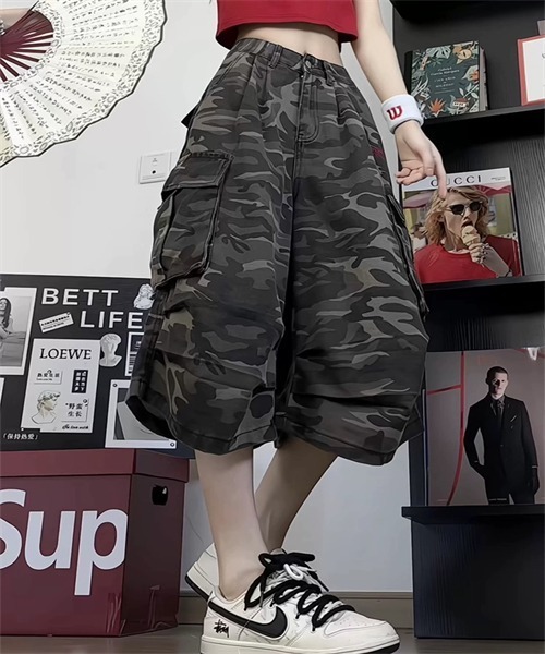 Dream garden(ドリームガーデン)の「迷彩柄カーゴパンツ(カーゴパンツ・レディース・カーキ・S/L/M/XL/2XL)」の4枚目の写真