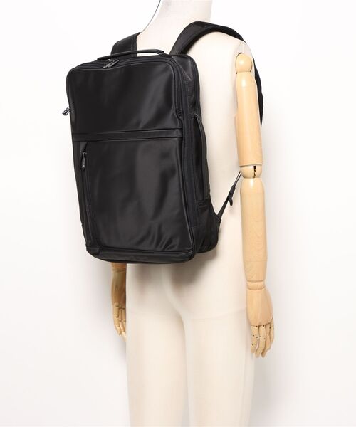 サビオ B4サイズ収納可能 15.6inchPC収納 2気室 65342