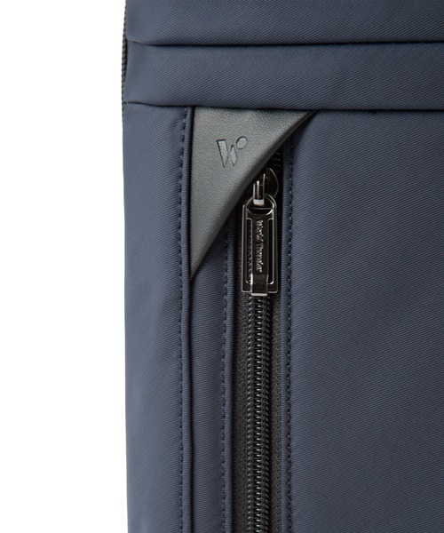 World Traveler(ワールドトラベラー)の「サビオ B4サイズ収納可能 15.6inchPC収納 2気室 65342(ビジネスバッグ・メンズ・ネイビー/ブラック・FREE)」の22枚目の写真