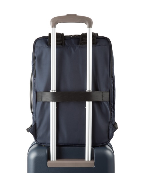 World Traveler(ワールドトラベラー)の「サビオ B4サイズ収納可能 15.6inchPC収納 2気室 65342(ビジネスバッグ・メンズ・ネイビー/ブラック・FREE)」の7枚目の写真