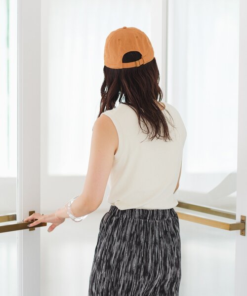 Kastane(カスタネ)の「【新色追加/カップ取り外し可】ピグメントカップ付きタンク(タンクトップ・レディース・ホワイト/ブラック/ブルー/ブラウン・FREE)」の21枚目の写真