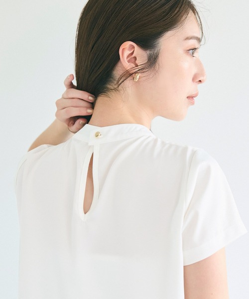 coca(coca)(コカ)の「【WEB限定セール】フロントタックブラウス(シャツ/ブラウス・レディース・ライトベージュ/ホワイト・S/M/L)」の9枚目の写真