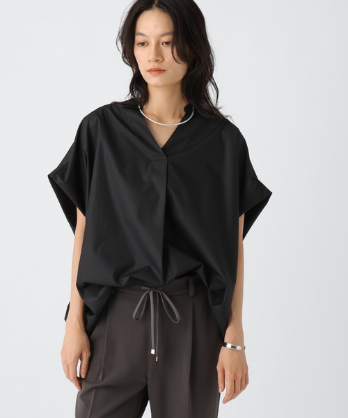 Elura（エルーラ）の「ハリ感Vブラウス / 582336（シャツ/ブラウス・レディース・ホワイト/ブラック/ネイビー・FREE）」の10枚目の写真