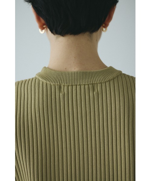 HeRIN.CYE(ヘリンドットサイ)の「Flare hem knit tops フレアヘムニットトップス(ニット/セーター・レディース・ブラック/レッド/ベージュ・FREE)」の8枚目の写真