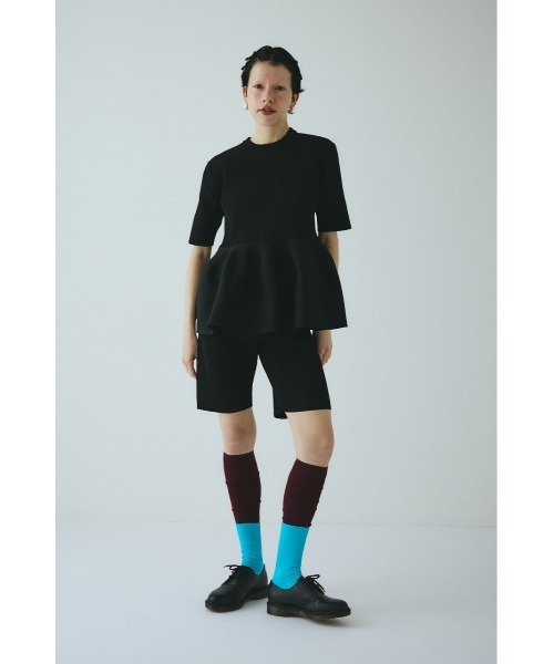 HeRIN.CYE(ヘリンドットサイ)の「Flare hem knit tops フレアヘムニットトップス(ニット/セーター・レディース・ブラック/レッド/ベージュ・FREE)」の11枚目の写真