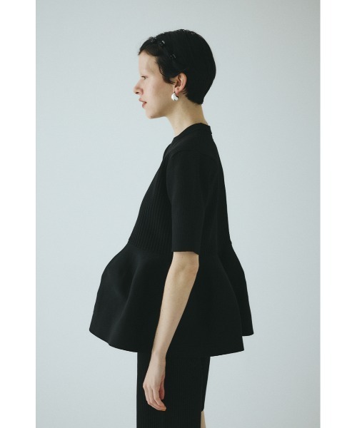 HeRIN.CYE(ヘリンドットサイ)の「Flare hem knit tops フレアヘムニットトップス(ニット/セーター・レディース・ブラック/レッド/ベージュ・FREE)」の12枚目の写真