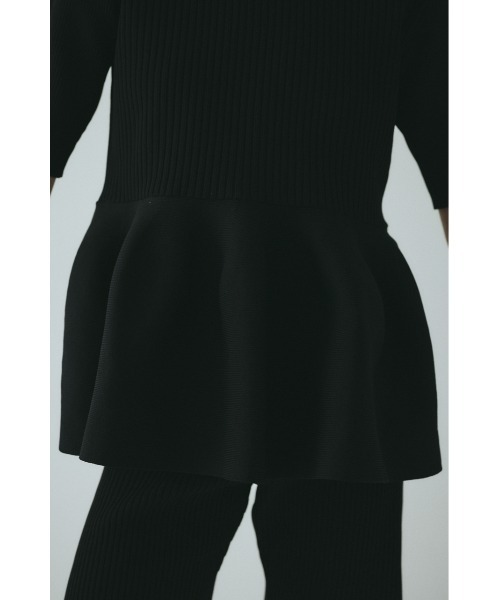 HeRIN.CYE(ヘリンドットサイ)の「Flare hem knit tops フレアヘムニットトップス(ニット/セーター・レディース・ブラック/レッド/ベージュ・FREE)」の17枚目の写真