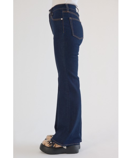 RODEO CROWNS WIDE BOWL(ロデオクラウンズワイドボウル)の「Beautiful フレアデニム(デニムパンツ・レディース・ブルー/ワンウォッシュ/ダークブルー・SMALL/X-SMALL/MEDIUM)」の9枚目の写真