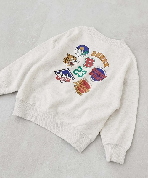 devirock（デビロック）の「デビラボ BIGシルエット プリント トレーナー（スウェット・キッズ・ピンク系1/ブルー系1/ブラック系3/ベージュ系2/グレー系1/ブラック系1/パープル系1/グリーン系1/ベージュ系1/ブラック系2/ブラック系4/レッド系1/グレー系2/グレー系3・90cm/100cm/110cm/120cm/130cm/140cm/150cm/160cm）」の10枚目の写真