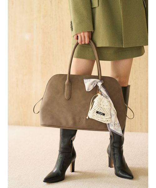 SNIDEL(スナイデル)の「オリジナル柄スカーフ(バンダナ/スカーフ・レディース・ラベンダー/アイボリー・F)」の10枚目の写真