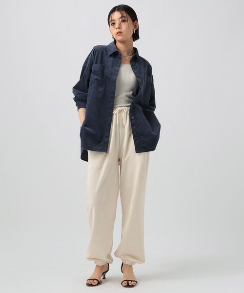 BAYFLOW（ベイフロー）の「2WAYコーデュロイシャツ（シャツ/ブラウス・レディース・ナチュラル/ブルー/チャコール/サーモンピンク・MEDIUM/SMALL）」の5枚目の写真