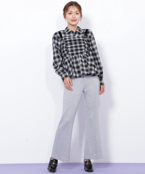 JILL by JILL STUART(ジルバイジルスチュアート)の「◇バックリボンフレアパンツ(その他パンツ・レディース・ブラック/グレー/ピンク・FREE)」の1枚目の写真