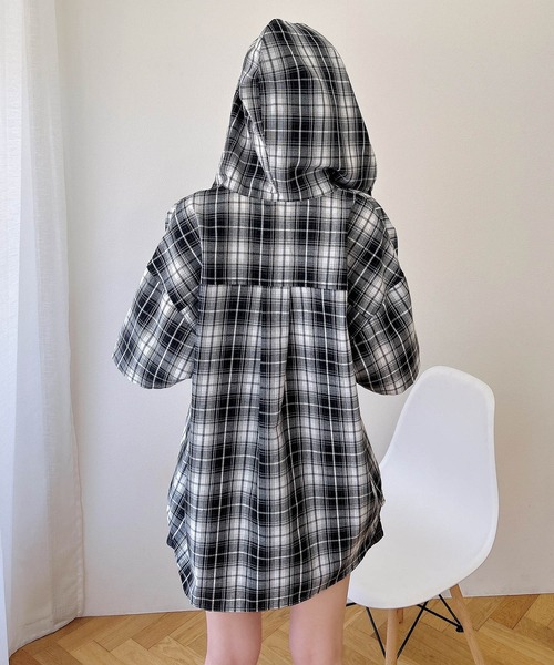 INGNI（イング）の「フードチェックBIG半袖シャツ（シャツ/ブラウス・レディース・ブラウン系その他2/ブラック系/ネイビー系2・M）」の6枚目の写真