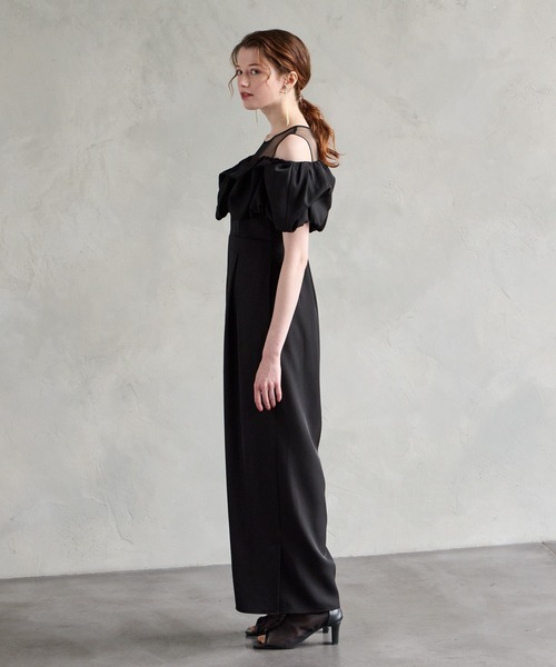 AIMER（エメ）の「【WEB限定】サテンオフショルダーオールインワンパーティードレス　結婚式　お呼ばれ　ドレス　20代 30代（パンツドレス・レディース・ブラック/モカ/ダルブルー系・MEDIUM/LARGE）」の21枚目の写真