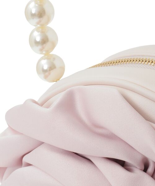 Maison de FLEUR（メゾンドフルール）の「ローズショルダーバッグ（ショルダーバッグ・レディース・アイボリー/ピンク・FREE）」の11枚目の写真