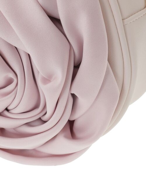 Maison de FLEUR（メゾンドフルール）の「ローズショルダーバッグ（ショルダーバッグ・レディース・アイボリー/ピンク・FREE）」の12枚目の写真