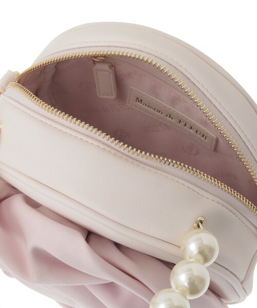 Maison de FLEUR（メゾンドフルール）の「ローズショルダーバッグ（ショルダーバッグ・レディース・アイボリー/ピンク・FREE）」の14枚目の写真