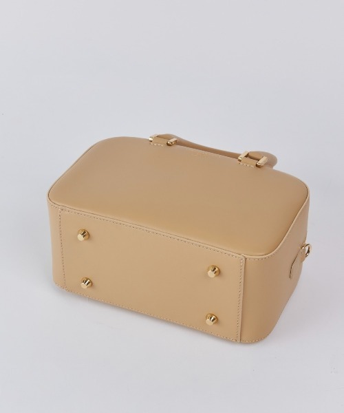 CHRISTIAN VILLA（クリスチャンヴィラ）の「【別注アイテム】スムースレザー使用 ミニボストンバッグ《CHRISTIAN VILLA》（ハンドバッグ・レディース・グレイッシュベージュ/ベージュ・フリー）」の13枚目の写真