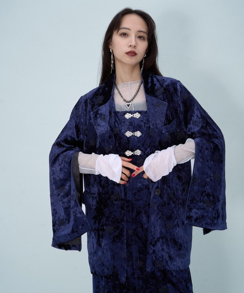 HARE(ハレ)の「VINTAGEジャガード2WAYジャケット(HARE)(テーラードジャケット・レディース・パープル/ブラウン/ブラック/ブラック系その他/パープル系その他/ブラウン系その他/ネイビー・SMALL/MEDIUM)」の5枚目の写真