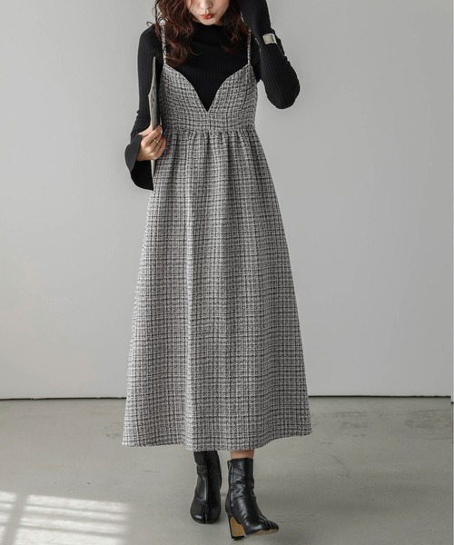 AMELY(エミリー)の「ツイード調キャミワンピース(ワンピース・レディース・ホワイト/ブラック・M/L)」の7枚目の写真
