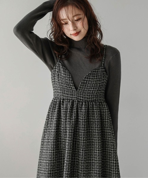 AMELY(エミリー)の「ツイード調キャミワンピース(ワンピース・レディース・ホワイト/ブラック・M/L)」の11枚目の写真