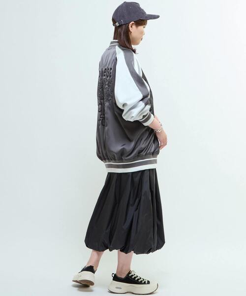 SATIN OVERSIZE SOUVENIR JACKET（スカジャン）｜CONVERSE TOKYO