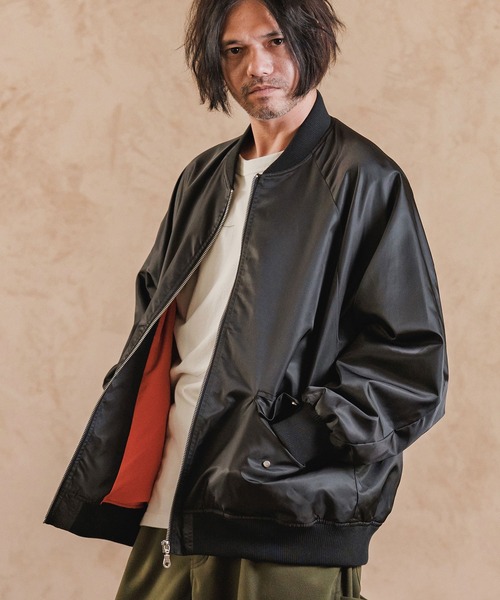 mj11136-ナイロンラグランスリーブボンバーブルゾン（ミリタリー