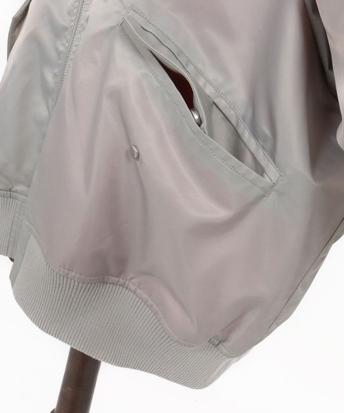 mj11136-ナイロンラグランスリーブボンバーブルゾン（ミリタリー