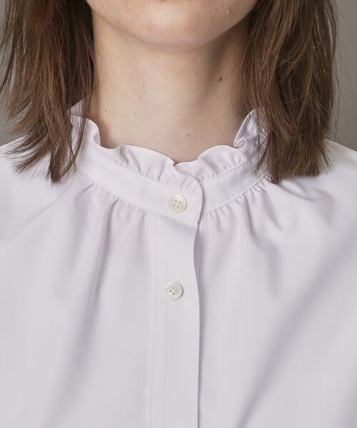 DRESSTERIOR（ドレステリア）の「【CLASSY.12月号掲載】スタンドフリルネックブラウス（シャツ/ブラウス・レディース・オフホワイト・34/36/38）」の12枚目の写真
