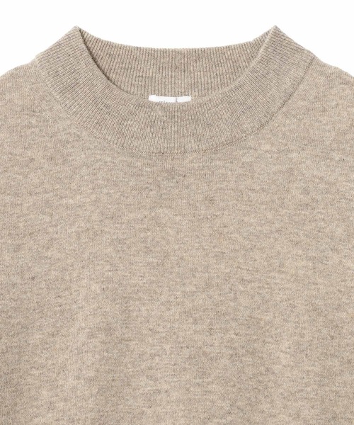 crepuscule(クレプスキュール)の「crepuscule Moc Neck P/O 2503-007(ニット/セーター・メンズ・ベージュ/チャコールグレー/グレー・2/1)」の6枚目の写真