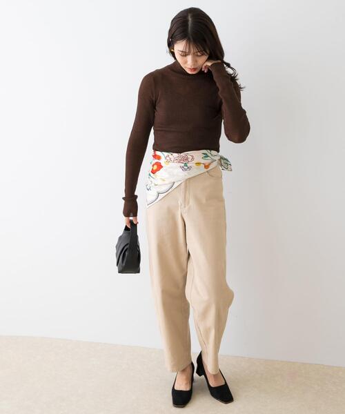 URBAN RESEARCH ROSSO WOMEN(アーバンリサーチ ロッソ)の「F by ROSSO ウォッシャブルシアーリブタートルニット(ニット/セーター・レディース・ライトグレー/ブラック/レッド/ブラウン・FREE)」の16枚目の写真