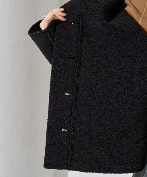 FREAK'S STORE（フリークスストア）の「限定展開　ムートン スタンド カラーコート（ムートンコート・レディース・ブラック/グレー/ベージュ・ﾌﾘ-）」の5枚目の写真