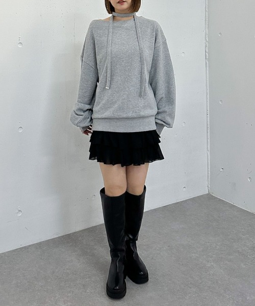 archives(アルシーヴ)の「チョーカー付クロスオフショルスウェット(スウェット・レディース・グレー/アイボリー/ブラック・MEDIUM)」の15枚目の写真