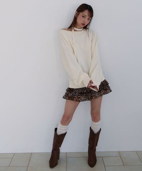 archives(アルシーヴ)の「チョーカー付クロスオフショルスウェット(スウェット・レディース・グレー/アイボリー/ブラック・MEDIUM)」の8枚目の写真