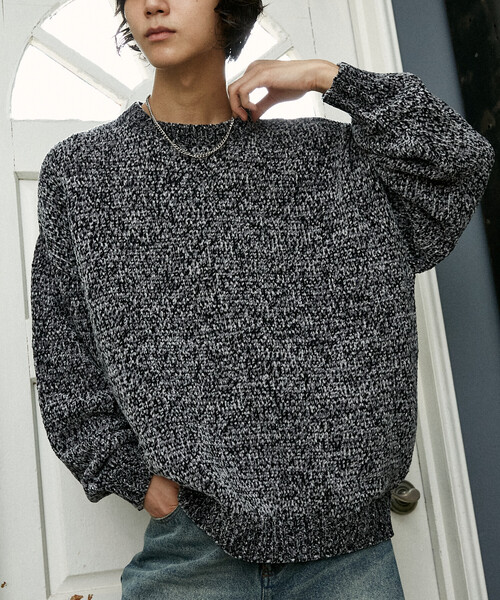 PUBLUX(パブリュクス)の「PUBLUX/パブリュクス モールヤーンクルーネックニット(限定展開)(ニット/セーター・メンズ・オレンジ/ブラック・SMALL/MEDIUM/LARGE)」の14枚目の写真