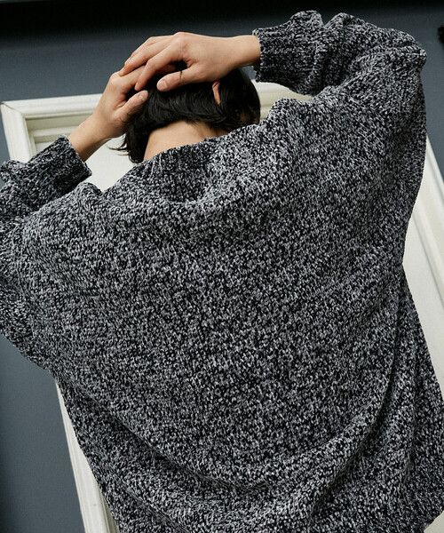 PUBLUX(パブリュクス)の「PUBLUX/パブリュクス モールヤーンクルーネックニット(限定展開)(ニット/セーター・メンズ・オレンジ/ブラック・SMALL/MEDIUM/LARGE)」の15枚目の写真