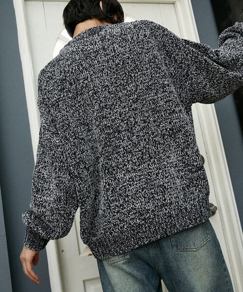 PUBLUX(パブリュクス)の「PUBLUX/パブリュクス モールヤーンクルーネックニット(限定展開)(ニット/セーター・メンズ・オレンジ/ブラック・SMALL/MEDIUM/LARGE)」の18枚目の写真