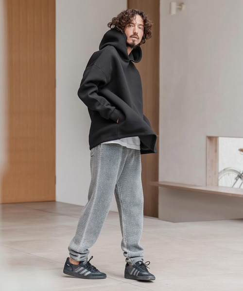 CAMBIO（カンビオ）の「mpa3979-ボンディングハイネックボタンプルパーカー（パーカー・メンズ・ホワイト/グレイッシュベージュ/ブラック・M/L/XL）」の8枚目の写真