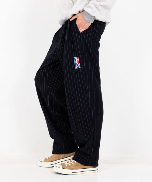 HYSTERIC GLAMOUR（ヒステリックグラマー）の「1タックテーパードパンツ（その他パンツ・メンズ・ネイビー/ブラック/トップグレー・SMALL/MEDIUM/LARGE）」の6枚目の写真
