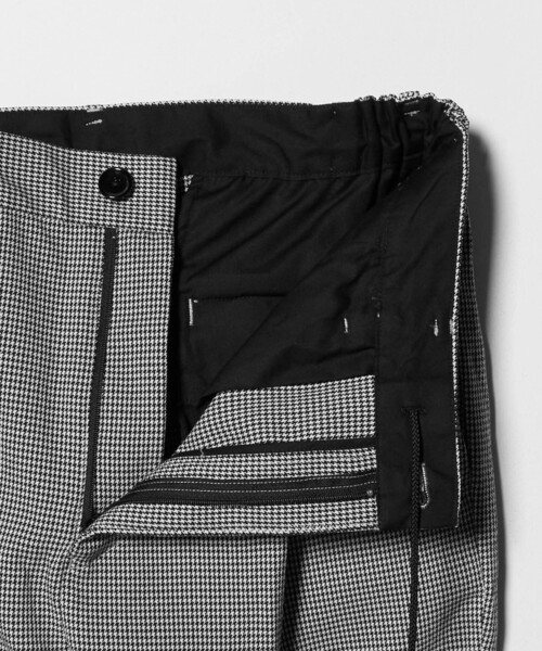 A DAY IN THE LIFE UNITED ARROWS（アデイインザライフユナイテッドアローズ）の「ウールライク パターン 1プリーツ イージーパンツ＜A DAY IN THE LIFE＞（スラックス・メンズ・ダークグレー/モカ/ブラック・L/S/M）」の10枚目の写真