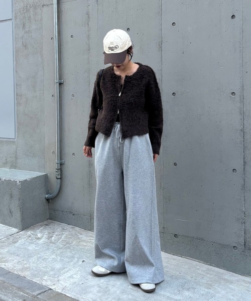 COLONY 2139（コロニートゥーワンスリーナイン）の「ウール混ブークレWジップカーディガン（カーディガン/ボレロ・レディース・ブラック/アイボリー/ブラウン/グレー・FREE）」の6枚目の写真