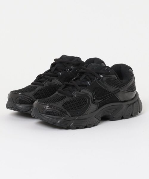 NIKE(ナイキ)の「《NIKE》ウィメンズV5 RNR(スニーカー・レディース・ホワイト系その他/ブラック×ブラック/グリーン系その他/ホワイト系その他2・24.5cm/24.0cm/23.5cm/23.0cm/22.5cm/25.0cm)」の1枚目の写真