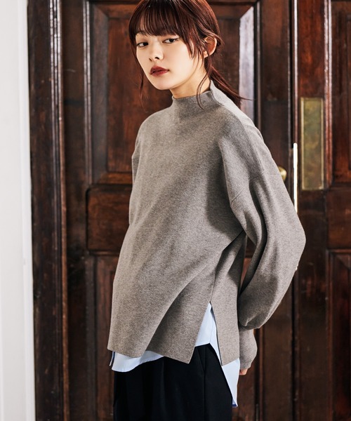 mysty woman(ミスティウーマン)の「袖ボリュームハイネックプルオーバー 611350(ニット/セーター・レディース・グレー/アイボリー/ブラック/グリーン/ブラウン/ライトブルー・FREE)」の3枚目の写真