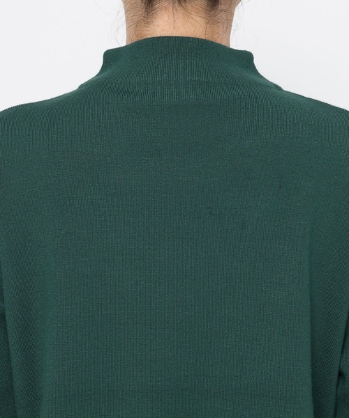 mysty woman(ミスティウーマン)の「袖ボリュームハイネックプルオーバー 611350(ニット/セーター・レディース・グレー/アイボリー/ブラック/グリーン/ブラウン/ライトブルー・FREE)」の17枚目の写真