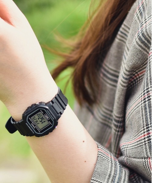 CASIO(カシオ)の「【RES】【CASIO(カシオ)】スタンダードデジタル ミニ(デジタル腕時計・レディース・ブラック/ブラック系その他/ライトピンク/ピンク/レッド/ブルー/シルバー/イエロー・FREE)」の8枚目の写真