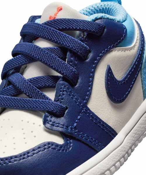 JORDAN BRAND（ジョーダンブランド）の「ジョーダン 1 LOW ALT ベビーシューズ / Jordan 1 Low Alt Baby/Toddler Shoes DR9747-149 Sail（スニーカー・キッズ・クリーム・11/16/13/12/15 /14/9/10/8）」の3枚目の写真