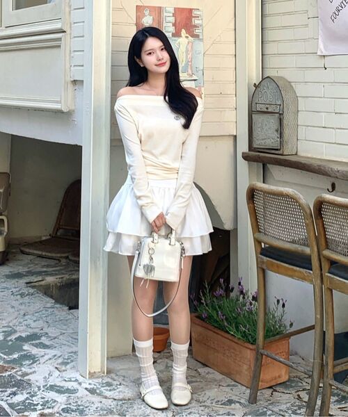 NICK&NICOLE(ニックアンドニコール)の「SHIRRING DRAPE BOAT NECK TOP_CREAM(Tシャツ/カットソー・レディース・その他・FREE)」の9枚目の写真
