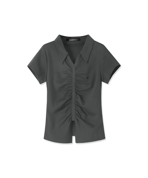 AVANDRESS(アバンドレス )の「VシャーリングカラーTシャツ - 4COL(Tシャツ/カットソー・レディース・ブラック/チャコール/ネイビー/ホワイト・SMALL/MEDIUM)」の4枚目の写真