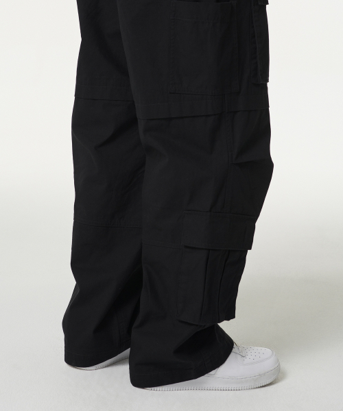 MUSINSA STANDARD（ムシンサスタンダード）の「コットンマルチポケットパラシュートカーゴパンツ[ブラック]（その他パンツ・メンズ・その他・26/27/28/29/30/31/32/33/34/36/38/40/42）」の9枚目の写真