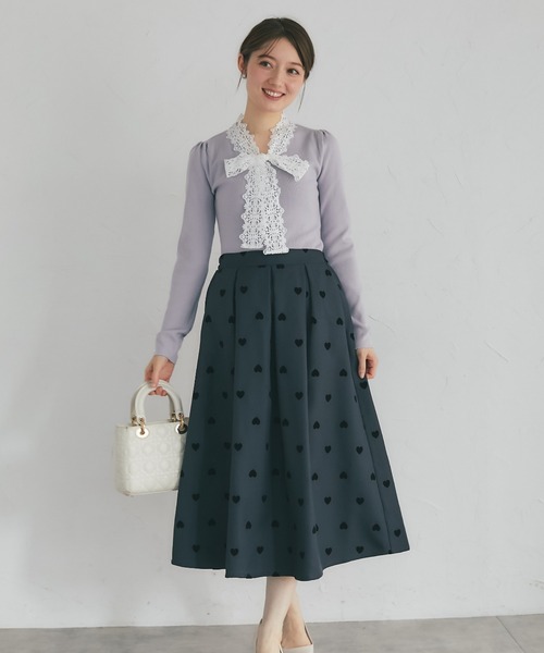 tocco closet(トッコ クローゼット)の「【ZOZO限定】ポケット付きフロッキーハートフレアスカート(スカート・レディース・グレー/ブラック・M)」の17枚目の写真